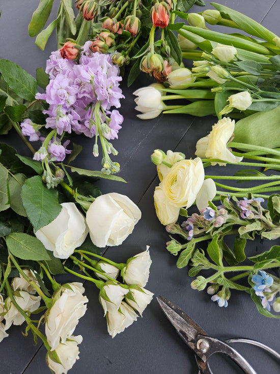 Fearless Floral Design Society // Bi-Weekly Live Floral Design Membership