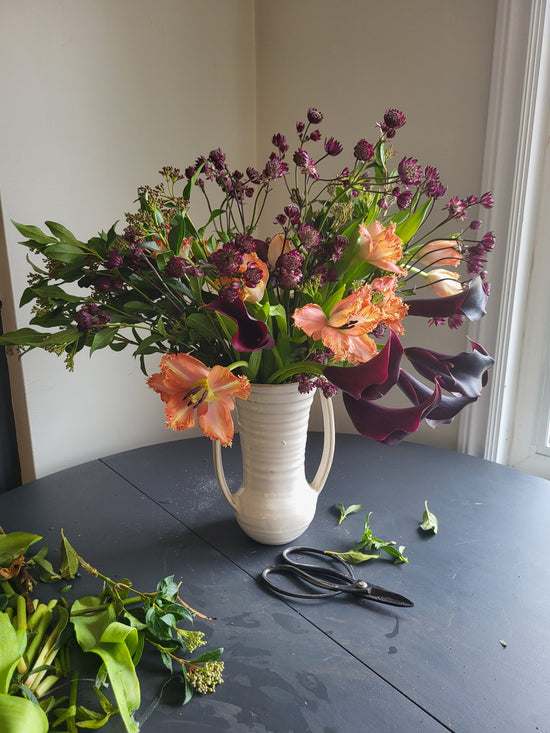 Tulip Triumph Vase Video